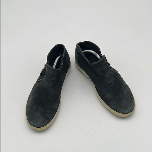 Ecco Grey Leather Side Zip Shoes Women Size 6 BLEMISH - Picture 7 of 7